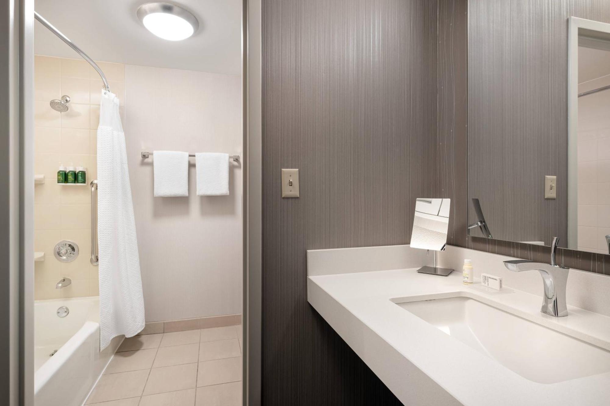 Hotel Courtyard By Marriott Boulder Exterior foto
